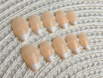Short Almond - Nude Peach & White